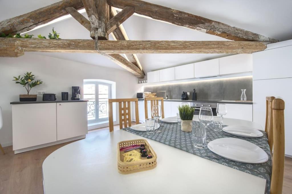 Superbe Appartement, Hypercentre, 4Chambres. Beziers Ngoại thất bức ảnh